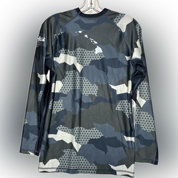 DaHui Adult M Rash Guard - Picture 2 of 3